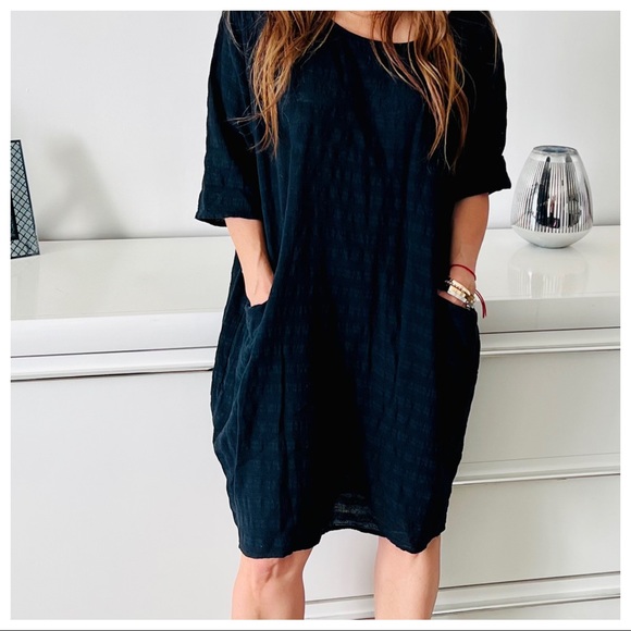 Made in Italy Black Chic Front pocket Boho dress - Picture 6 of 7
